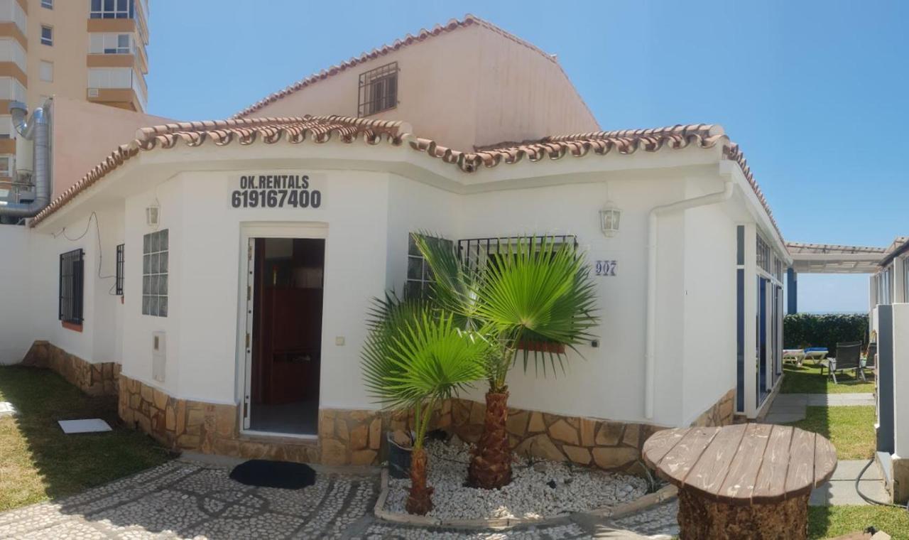 Casita Beach Front Торрокс Екстер'єр фото