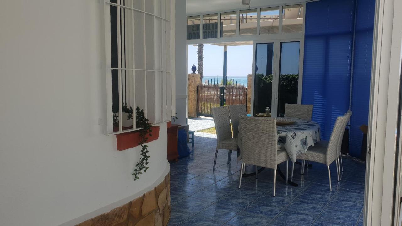 Casita Beach Front Торрокс Екстер'єр фото