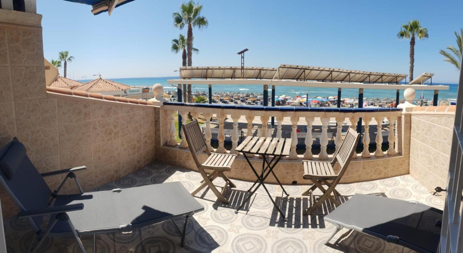 Casita Beach Front Торрокс Екстер'єр фото